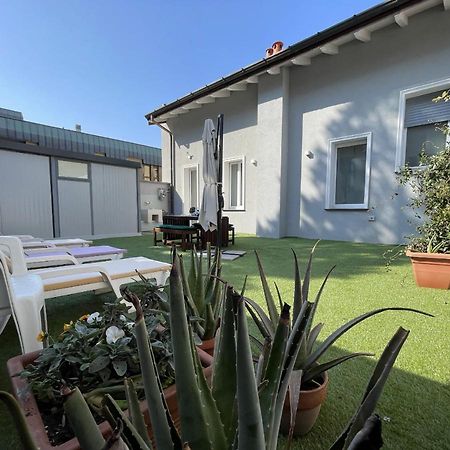 Varese Apartment Экстерьер фото