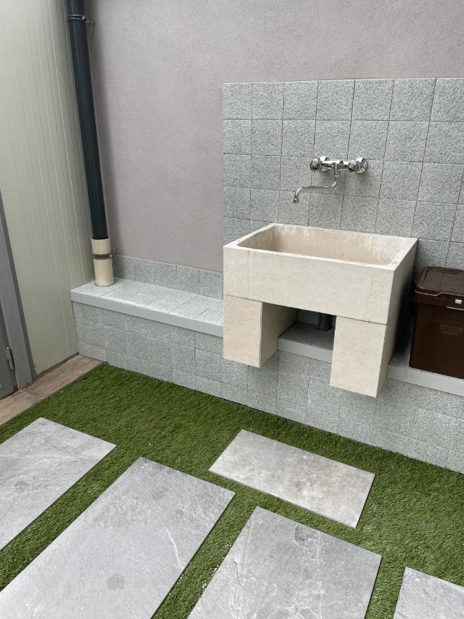Varese Apartment Экстерьер фото