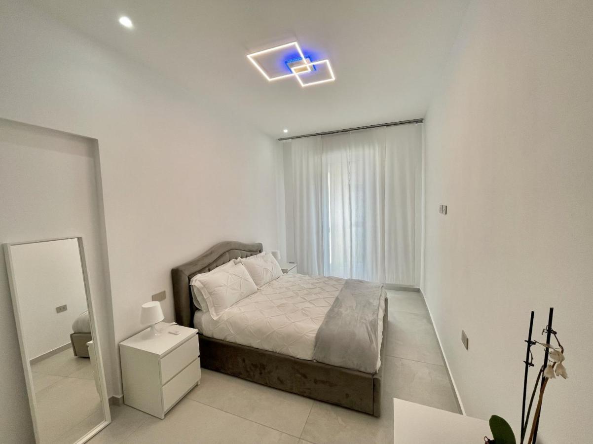 Varese Apartment Экстерьер фото